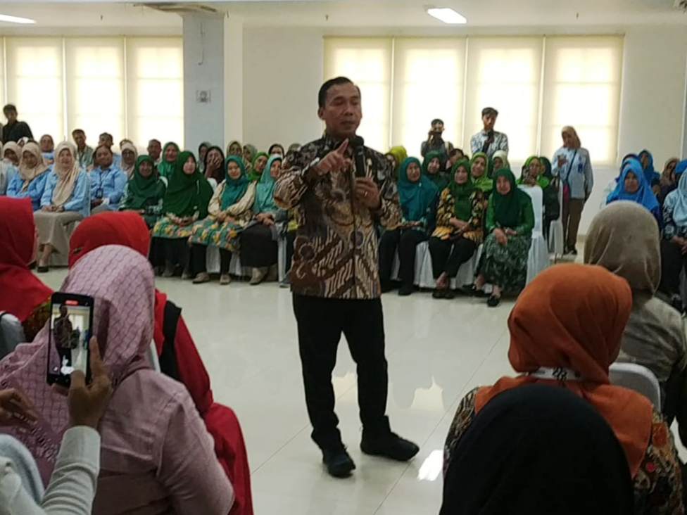 Menteri BKKBN Dorong Taman Penitipan Anak di Perusahaan untuk Atasi Kekhawatiran Ibu Pekerja