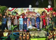 Warga Perumahan Griya Nieuw Singhasari (GNS), Kelurahan Candirenggo, Kecamatan Singosari, Kabupaten Malang menggelar malam tirakatan penuh makna dalam menyambut Hari Kemerdekaan Republik Indonesia ke-80 pada Sabtu malam (16/08/2025).