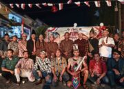 Warga Perumahan Griya Nieuw Singhasari (GNS), Kelurahan Candirenggo, Kecamatan Singosari, Kabupaten Malang menggelar malam tirakatan penuh makna dalam menyambut Hari Kemerdekaan Republik Indonesia ke-80 pada Sabtu malam (16/08/2025).