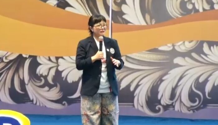 Hadir di PKKMB UM, Wamen Diktisaintek Tekankan Perubahan Pola Pikir Maba