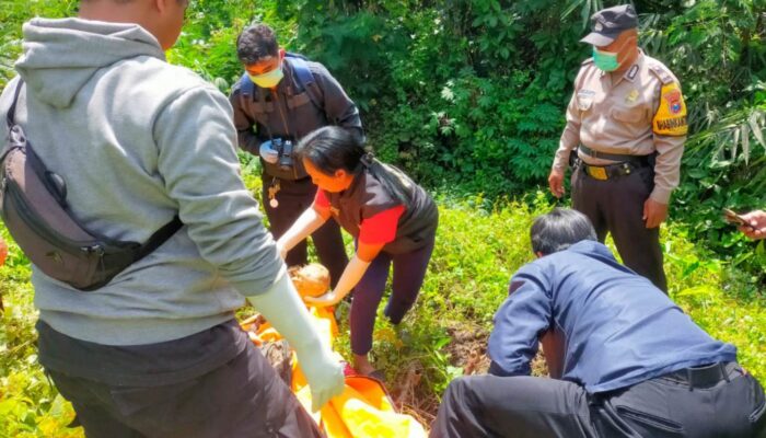 Warga Polehan Digemparkan Penemuan Mayat Membusuk, Diduga Sudah Meninggal Dua Bulan Lebih