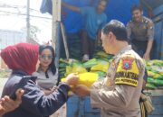 Warga Antusias Serbu Beras Bersubsidi dari Polres Malang di Hari Juang Polri
