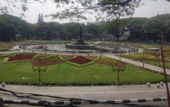 Pesona Alun-alun Tugu Malang, Indah Dipandang dari Balkon Gedung DPRD Kota Malang