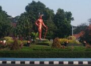 Bundaran Simpang Balapan, Landmark Kota Malang dengan Patung Pahlawan Hamid Rusdi