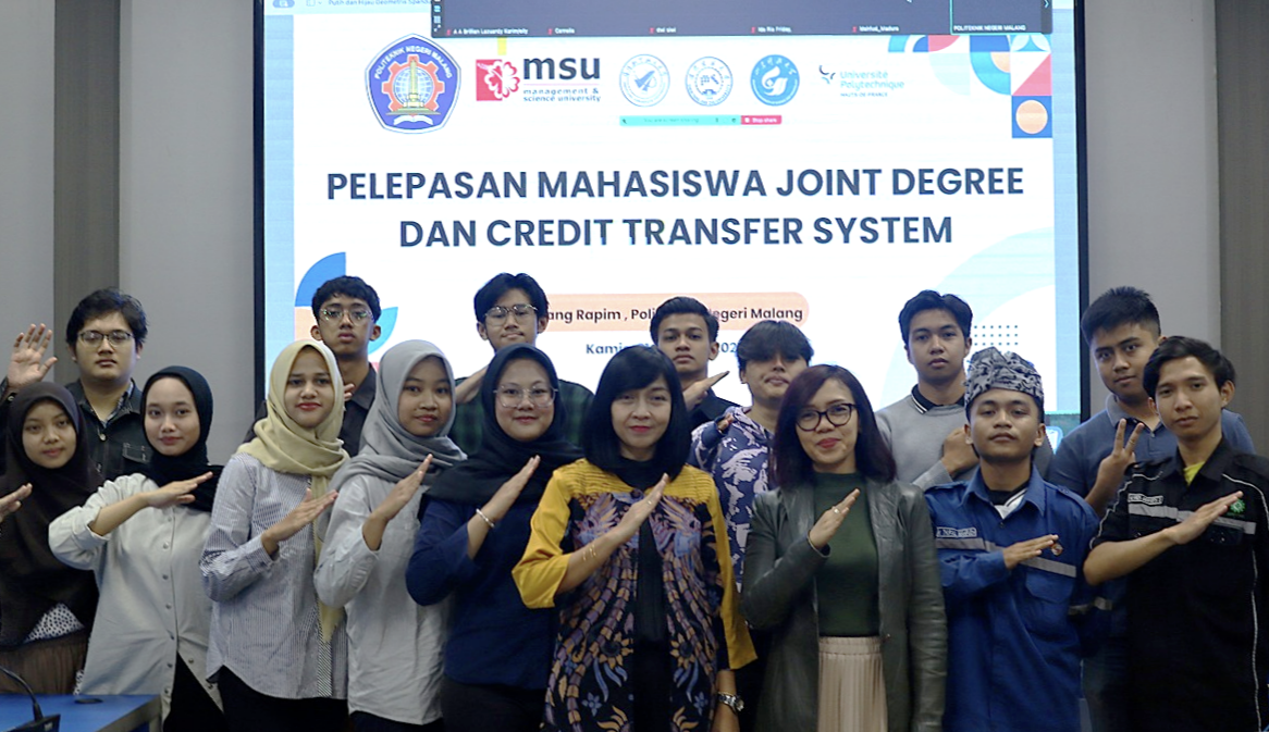 Politeknik Negeri Malang (Polinema) kembali menegaskan komitmennya dalam menguatkan internasionalisasi pendidikan vokasi. Tahun ini, sebanyak 22 mahasiswa resmi dilepas untuk mengikuti program Joint Degree di sejumlah perguruan tinggi mitra internasional yang tersebar di China, Malaysia dan Prancis.