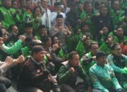 Ojol Malang Raya dan Kapolresta Gelar Doa Bersama untuk Almarhum Affan Kurniawan