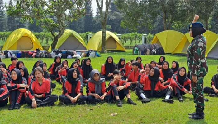 Bela Negara Sejak Dini, 127 Siswa SRMP 16 Malang Dibina di Lanud Abd Saleh