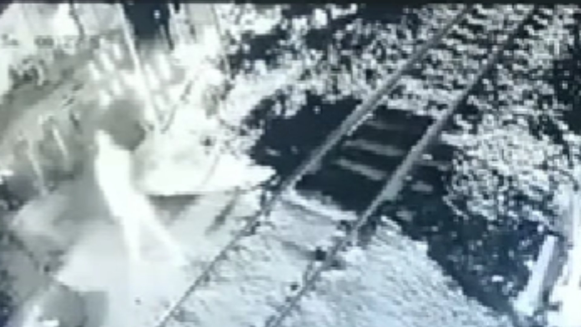 Pemuda Blitar Akhiri Hidup di Rel KA Matarmaja, Diduga Karena Masalah Percintaan