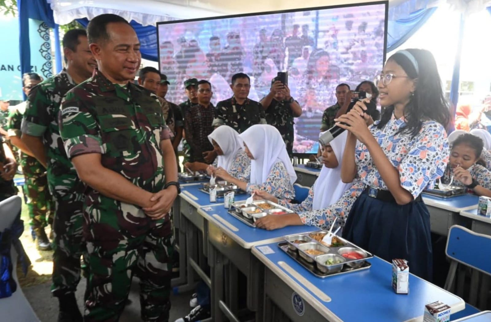 SPPG TNI Resmi Diluncurkan, Fokus Jaga Gizi Prajurit dan Generasi Muda