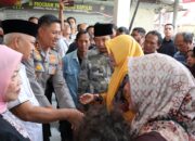 Kapolres Malang Ajak Keluarga Terduga Pelaku Kunjungi Fasilitas yang Dirusak
