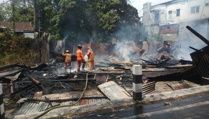 Penyebab Kebakaran Enam Kios Semi Permanen di Mojolangu Malang Diduga Korsleting Listrik