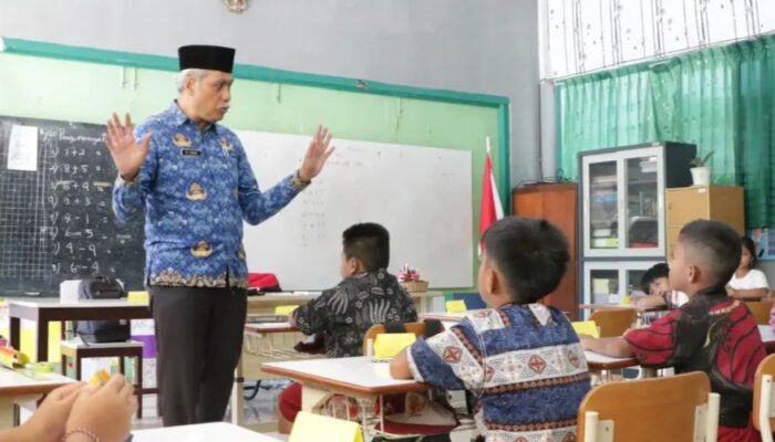 Belajar Tatap Muka di Kota Batu Berjalan Normal Meski Daerah Lain Daring