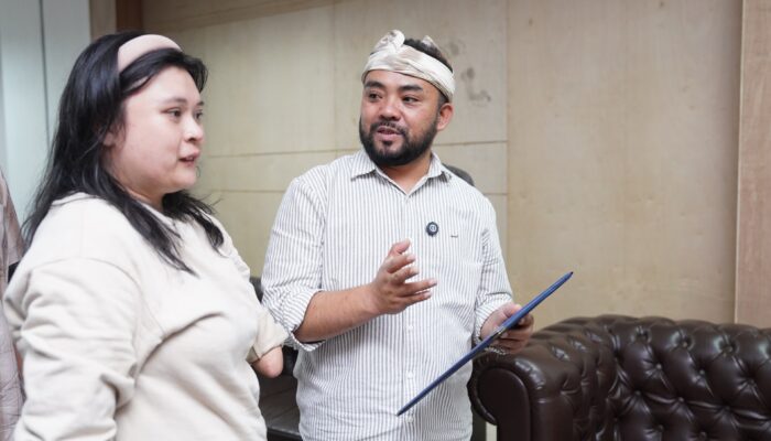 Wawali Batu Bantu Gadis Disabilitas Tebus Ijazah yang Tertahan Rp6 Juta