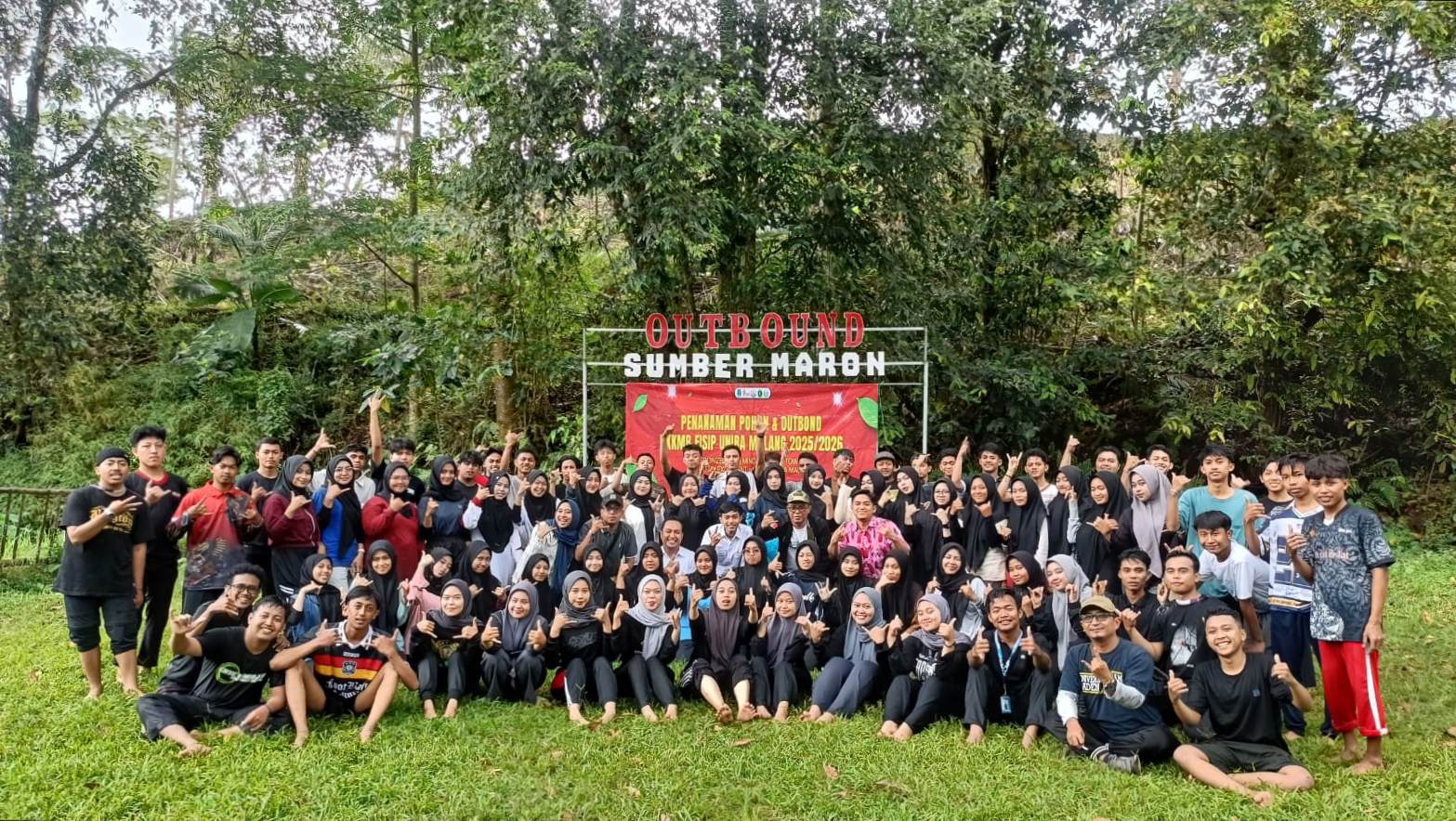 FISIP Unira Malang Perkuat Karakter Hijau dan Kepemimpinan Mahasiswa Baru Lewat Edukasi Alam