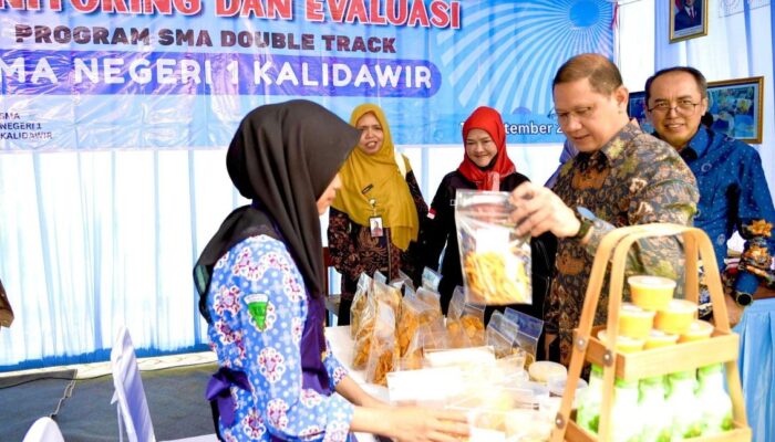 SMA Double Track Jatim Bikin Siswa Mandiri dan Berpenghasilan