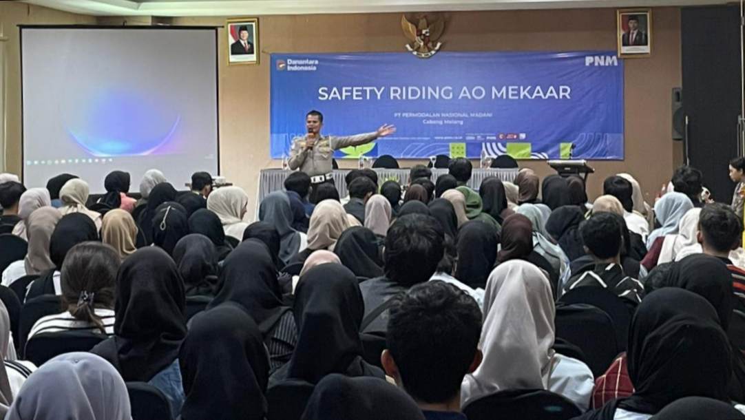 Karyawan Swasta Jadi Teladan Tertib Berlalu Lintas, Polres Malang Dorong Budaya Keselamatan