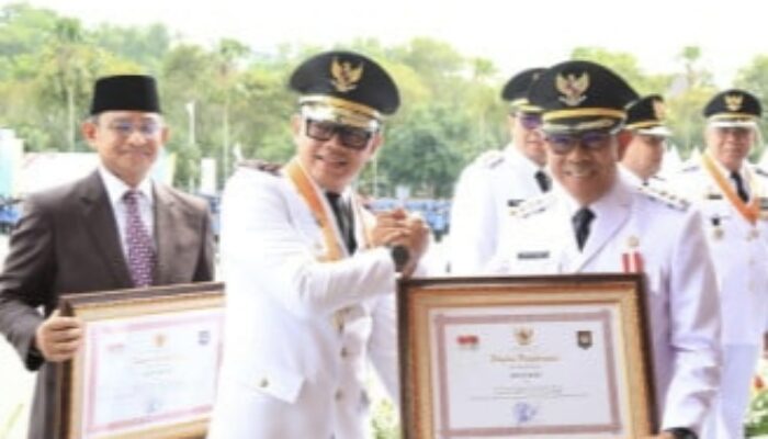 Wali Kota Nurochman Antar Kota Batu Raih Peringkat 6 Nasional dengan Status Kinerja Tinggi