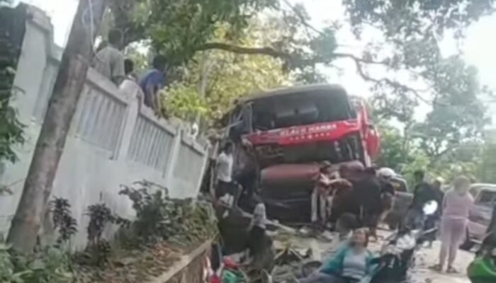 Bus Wisata Rombongan Nakes RS Bina Sehat Jember Kecelakaan Usai dari Bromo, 8 Orang Tewas