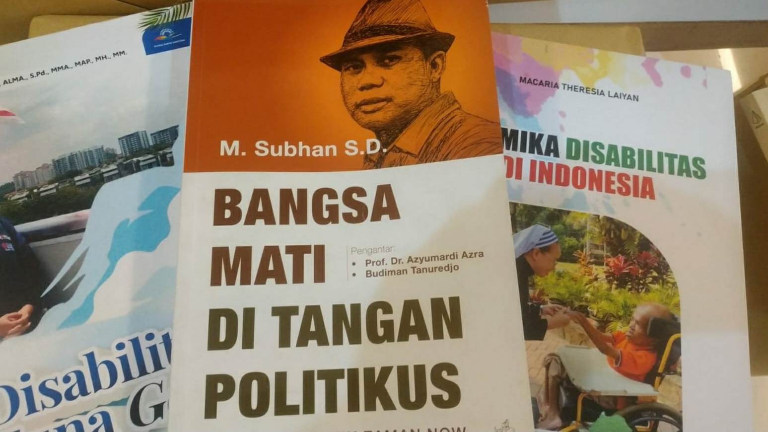 Buku Bangsa Mati di Tangan Politikus, Jadi Sorotan di Pameran HUT ke-27 FKAUB Malang Raya