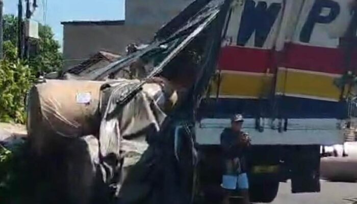 Sopir Truk Wingbox yang Alami Rem Blong di Purwosari Tewas di TKP