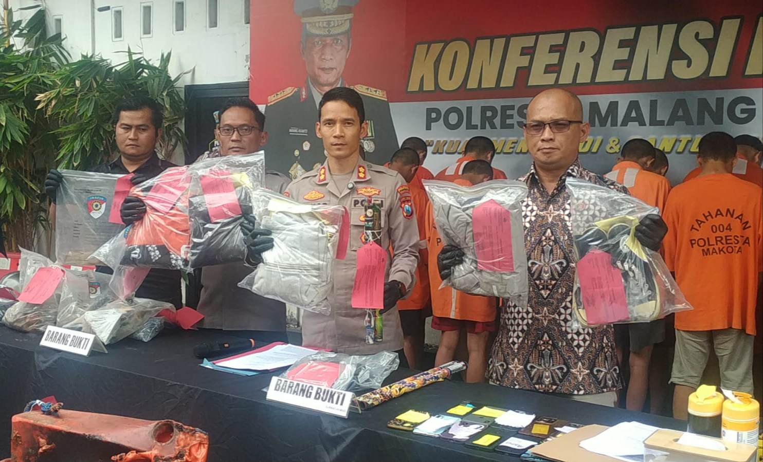 17 Orang Resmi Jadi Tersangka Aksi Demo Anarkis di Kota Malang