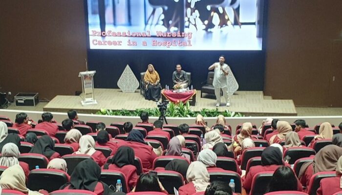Kuliah Perdana, Prodi Keperawatan UMM Hadirkan 4 Alumni Menginspirasi