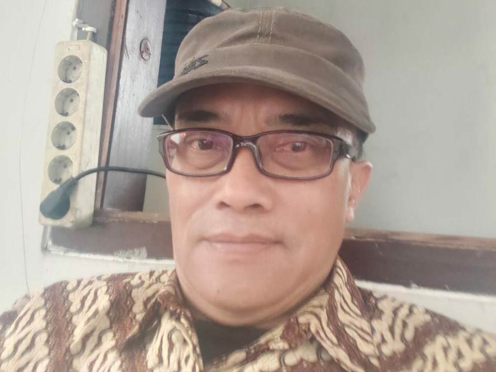 DPRD Kota Malang Pastikan Program Seragam Gratis untuk Siswa Negeri, Swasta Tetap Diakomodasi