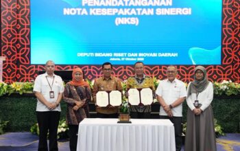 Langkah baru diambil Pemerintah Kota Batu. Melalui penandatanganan Nota Kesepakatan Sinergi (NKS) dengan Badan Riset dan Inovasi Nasional (BRIN), Senin (27/10/2025), Pemkot Batu resmi mengarahkan pembangunan daerah berbasis hasil riset dan kajian ilmiah.