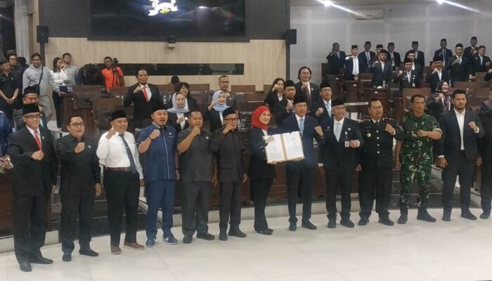 Tujuh Fraksi Sepakati Rancangan APBD Kota Malang Tahun Anggaran 2026