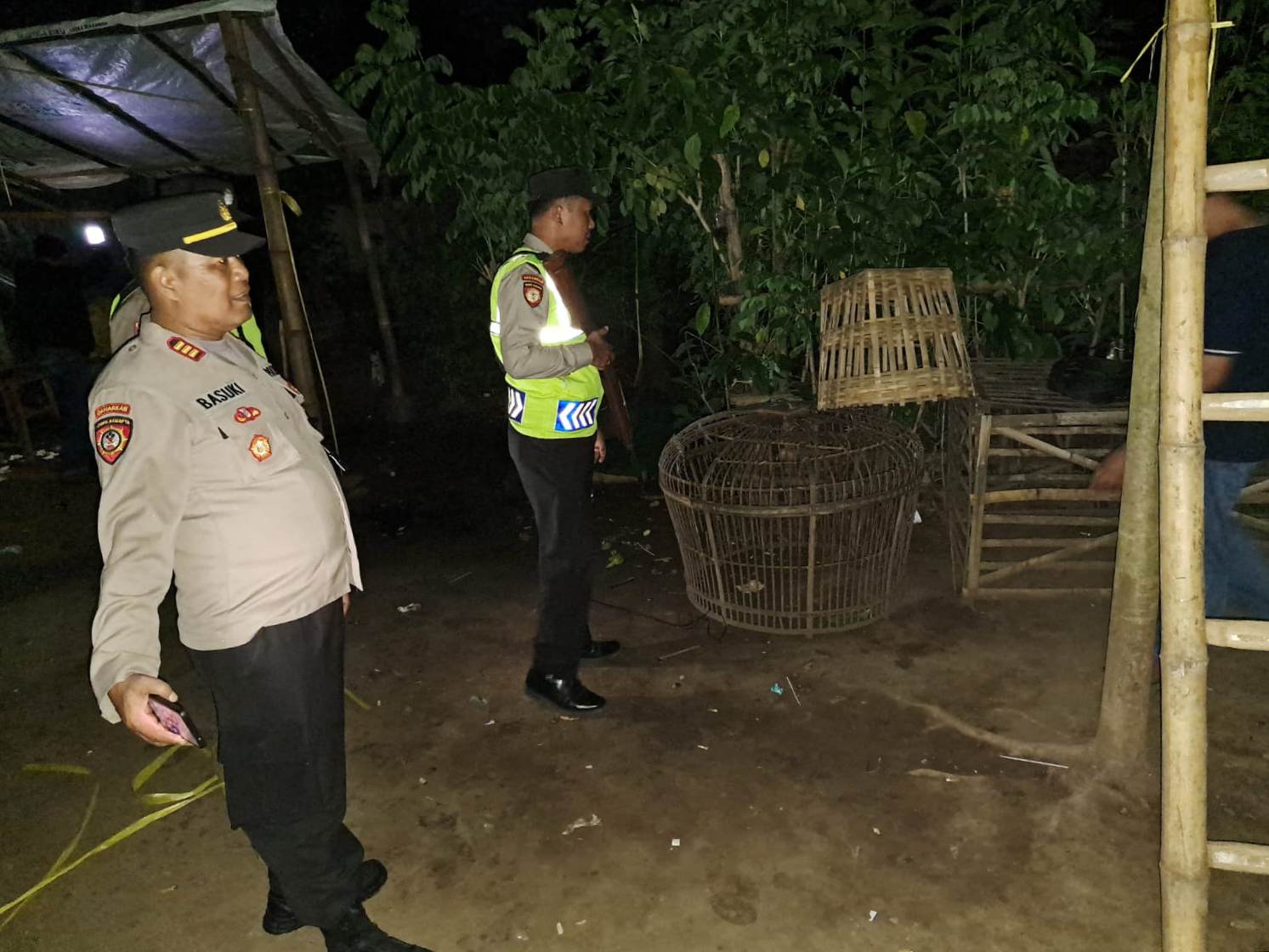 Laporan Warga via 110 Bikin Kalang Kabut Pelaku Sabung Ayam di Kalipare