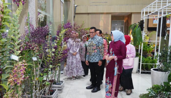 Pamerkan Keindahan Flora Langka Melalui Batu Shining Orchids Week 2025