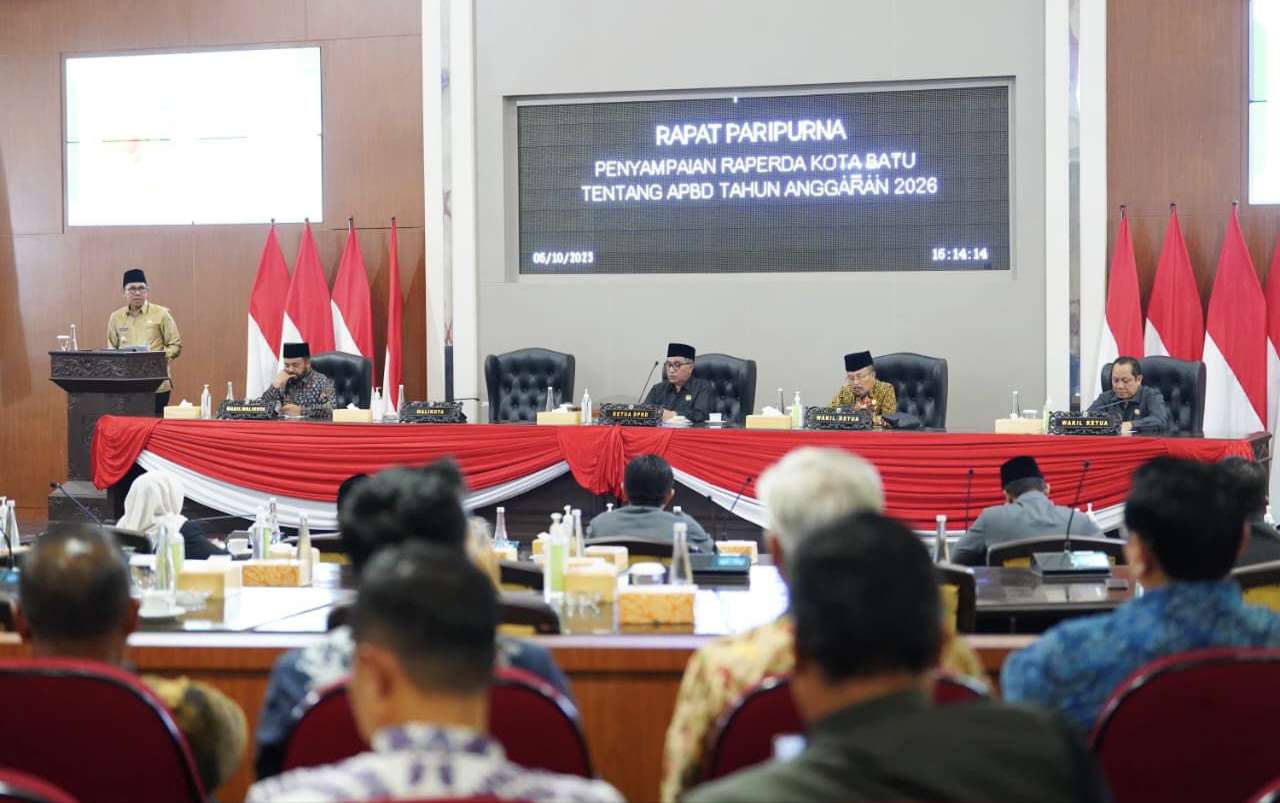 Pemerintah Kota Batu mengambil langkah tegas dengan memangkas sejumlah program non-prioritas menyusul penurunan signifikan dana Transfer ke Daerah (TKD) dari pemerintah pusat.