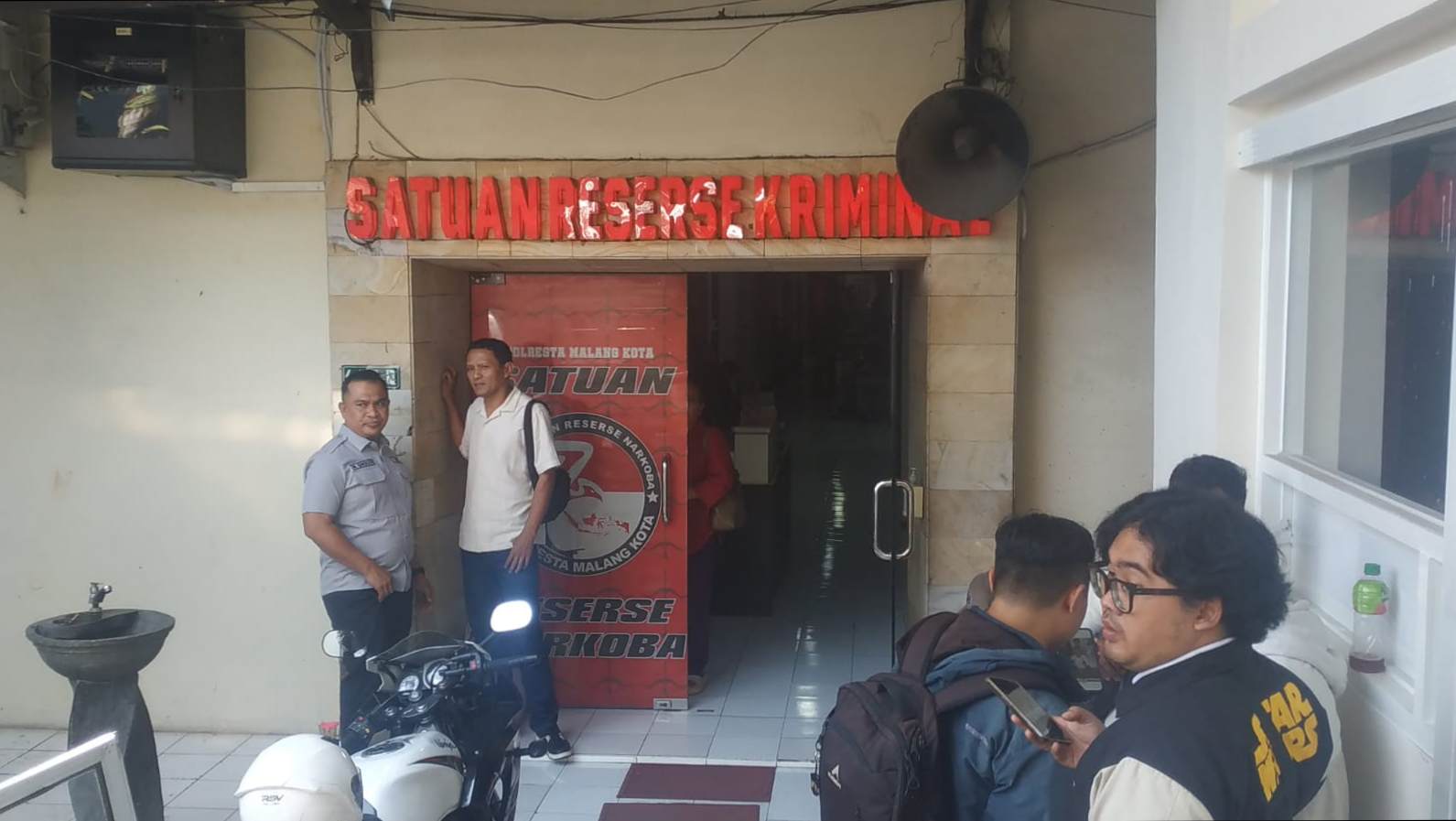 Yai Mim Jalani Pemeriksaan di Polresta Malang Kota, Laporkan Akun TikTok Sahara Vibes