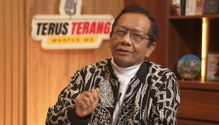 Mahfud MD Sebut Proyek Kereta Cepat Whoosh Berpotensi Mengancam Kedaulatan Bangsa