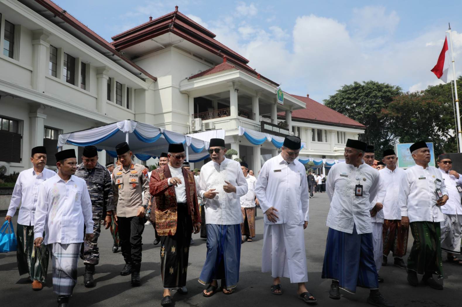 Wali Kota Wahyu: Santri Harus Jadi Pelaku Sejarah Baru, Bukan Penonton Perubahan