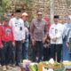 Suasana penuh haru dan kebersamaan terasa di tepi Sungai Bangau. Wali Kota Malang Dr. Ir. Wahyu Hidayat, MM, memimpin prosesi selamatan dan pemotongan tumpeng Jembatan Gantung Perintis, yang menghubungkan Kelurahan Polehan, Kecamatan Blimbing, dengan Kelurahan Kedungkandang, Kamis (23/10/2025).