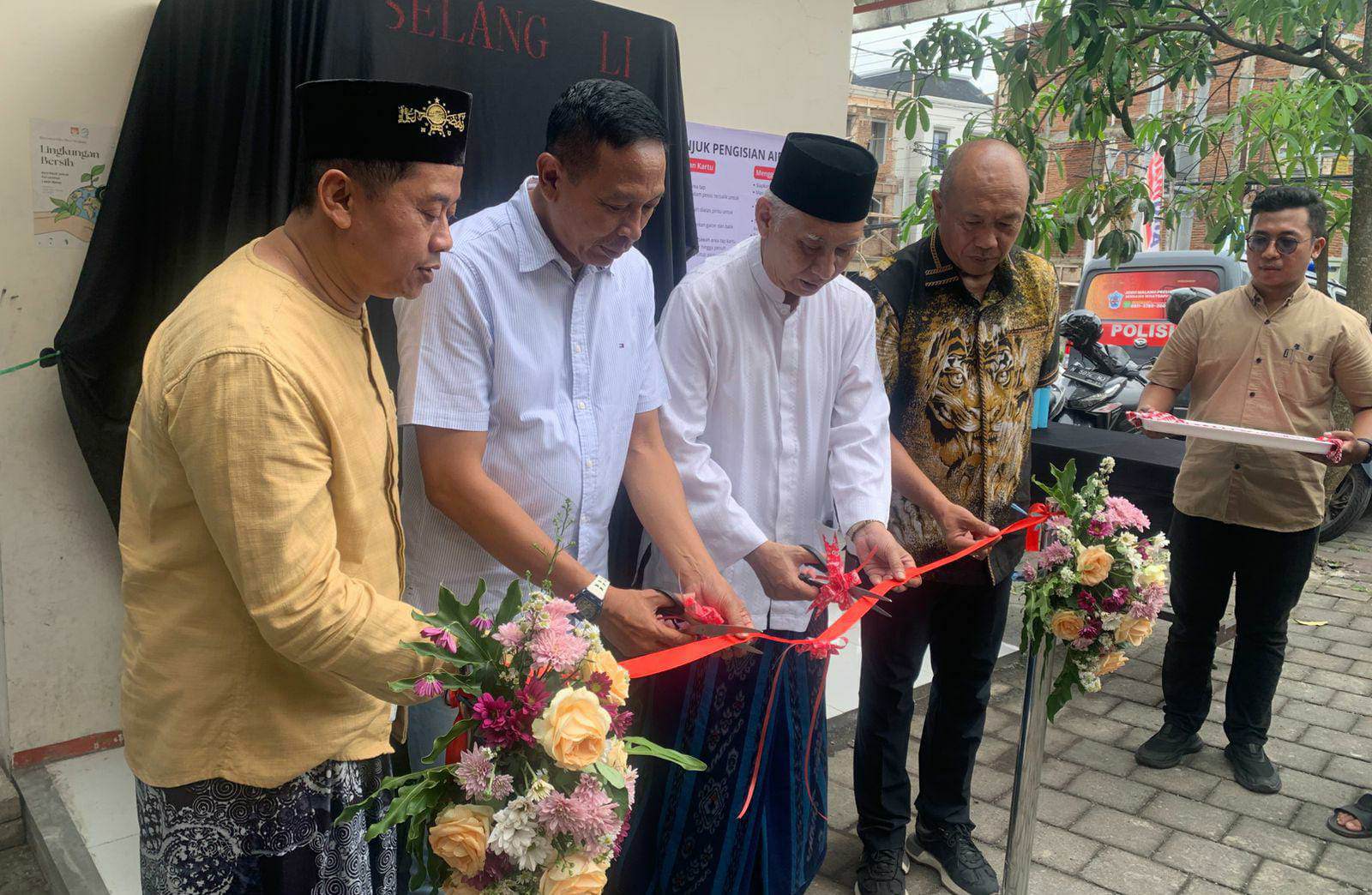 Wali Kota Malang Resmikan Stasiun Air Mineral Bahrul Maghfiroh, Air Layak Minum Hanya Rp100 Per Liter