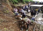 Warga di lereng Gunung Arjuno, tepatnya Dusun Lemah Putih, Desa Sumber Brantas, Kecamatan Bumiaji kini bisa bernapas lega. Program Desa Peduli Sumber Air yang digagas DPR RI membawa harapan baru bagi ketersediaan air bersih di kawasan dataran tinggi.