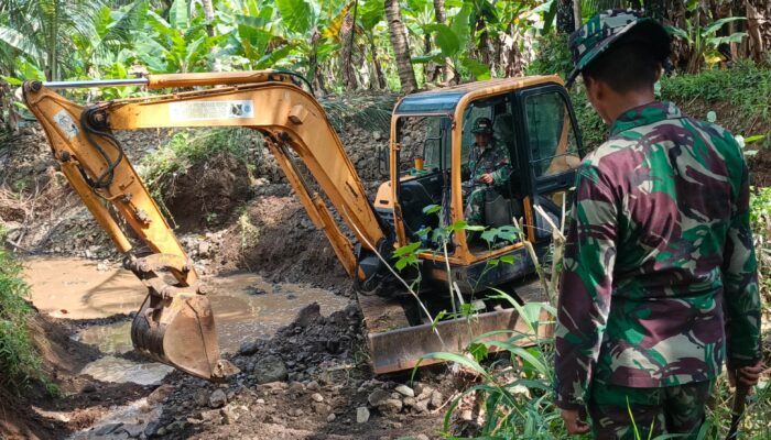 Normalisasi Sungai Antrokan Program TMMD ke-126 Lebakharjo Sukses Lampaui Target