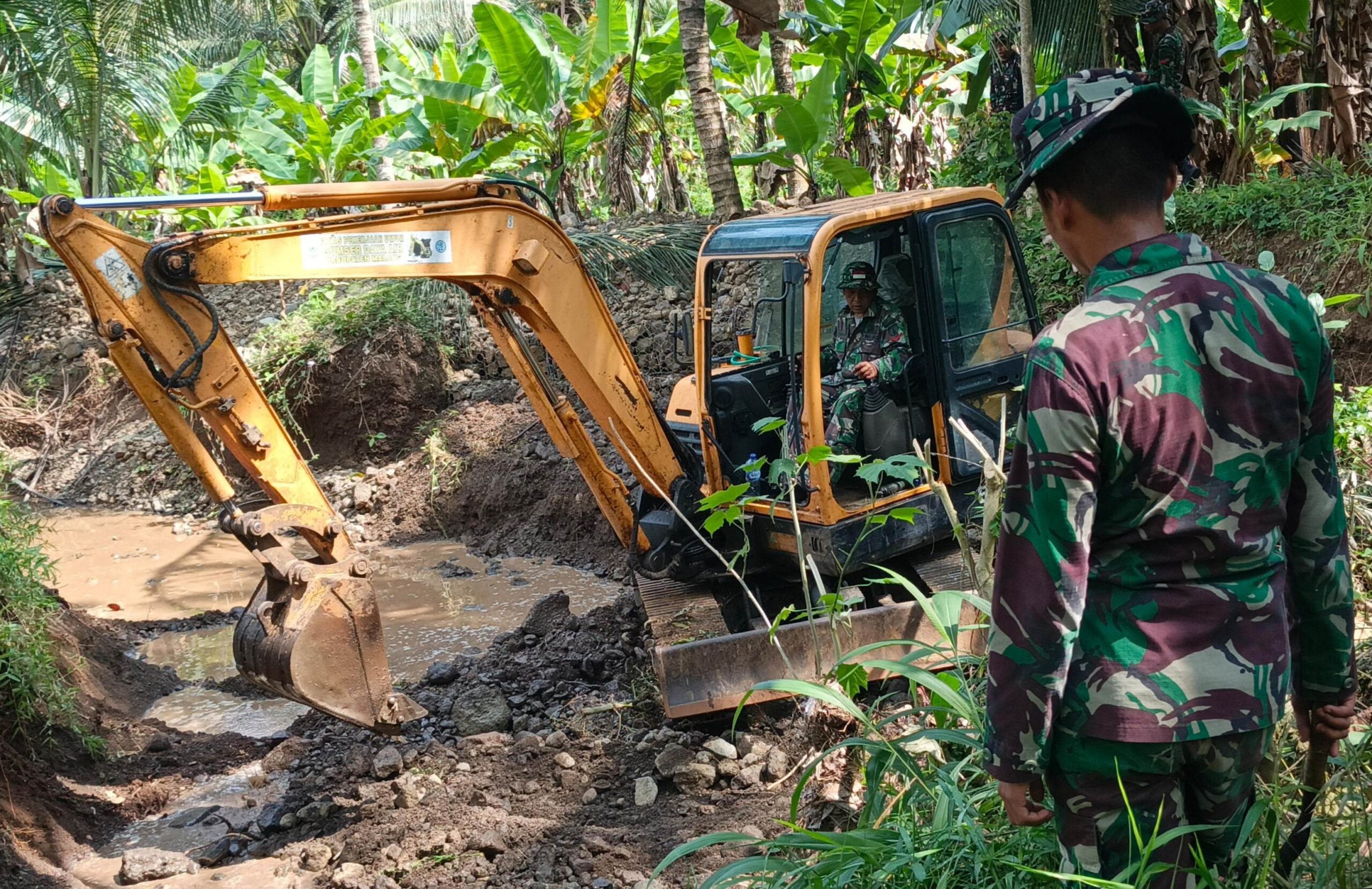 Normalisasi Sungai Antrokan Program TMMD ke-126 Lebakharjo Sukses Lampaui Target