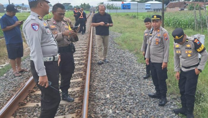 Purnawirawan TNI Tewas Tertabrak KA Dhoho di Kepanjen, Diduga Tak Dengar Klakson