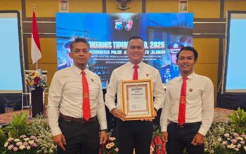 Prestasi membanggakan kembali ditorehkan Kepolisian Resor (Polres) Batu. Dalam ajang penilaian kinerja tingkat Polda Jawa Timur, Polres Batu berhasil meraih Peringkat I kategori Penyelamatan Kerugian Keuangan Negara pada Penanganan Perkara Tindak Pidana Korupsi Tahun 2024.