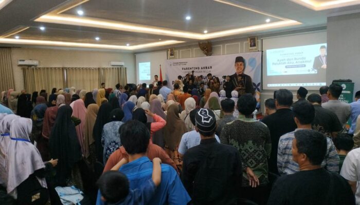 Sentuhan Kasih di Dunia Pendidikan, Parenting Akbar Insan Mulia Jadi Ajang Refleksi Orang Tua
