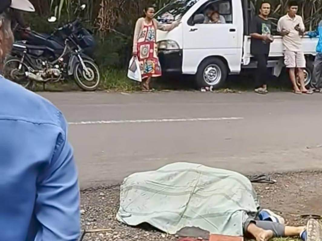 Pemotor Asal Tajinan Tewas Usai Tabrak Motor saat Keluar Gang di Bantur Malang