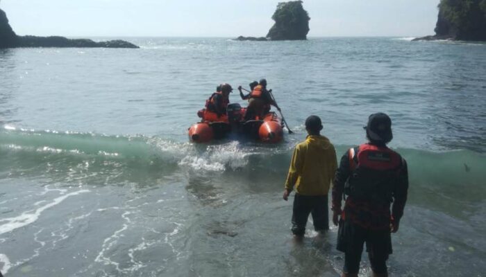 Polres Malang Kerahkan Tim Gabungan, Perluas Pencarian Ibu dan Anak yang Hanyut di Sungai Glidik