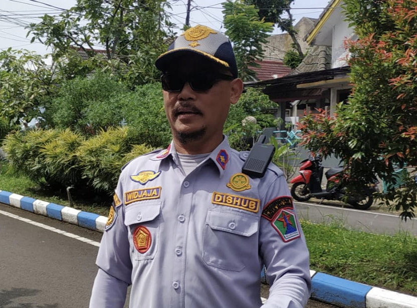 Setelah melalui tahap persiapan panjang, layanan transportasi massal Trans Jatim koridor Malang–Batu dipastikan segera beroperasi. Peluncuran resminya dijadwalkan pada 20 November 2025, dan akan dilakukan langsung oleh Gubernur Jawa Timur Khofifah Indar Parawansa di Balai Kota Malang.