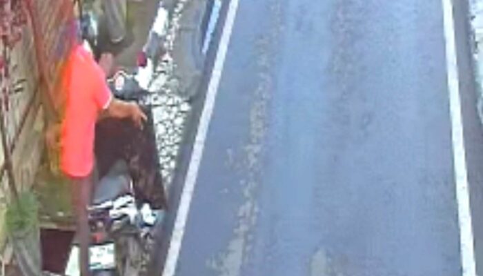 Rayap Besi Kembali Beraksi: Pencuri Tutup Bak Kontrol di Malang Terekam CCTV Tiga Kali di Dua Lokasi