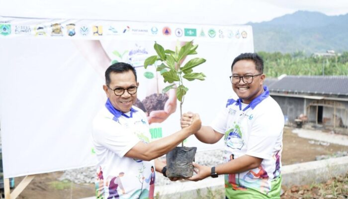 Pertamina Patra Niaga dan Pemkot Batu Tanam 1000 Pohon di Hulu Brantas, Wujud Nyata Transisi Energi Hijau