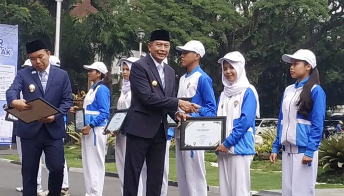 Atlet Anggar Kota Malang Terima Bonus Rp75 Juta di Momentum Hari Pahlawan