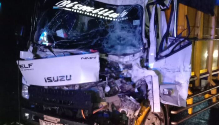 Dua Truk Terlibat Kecelakaan Maut di Jalan Arteri Jombang, Satu Penumpang Tewas